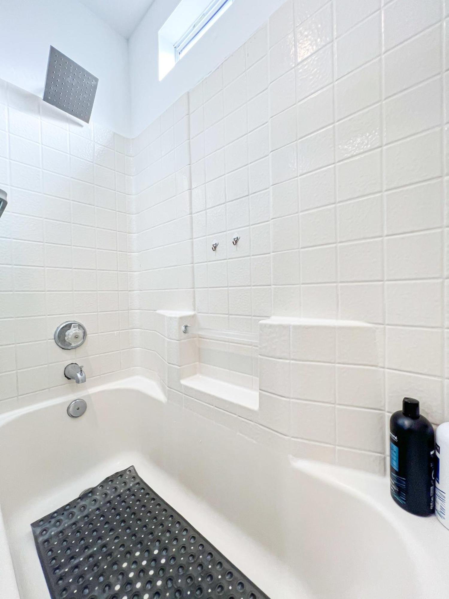 Comfy 2-bedroom In Hollywood Hébergement de vacances Los Angeles