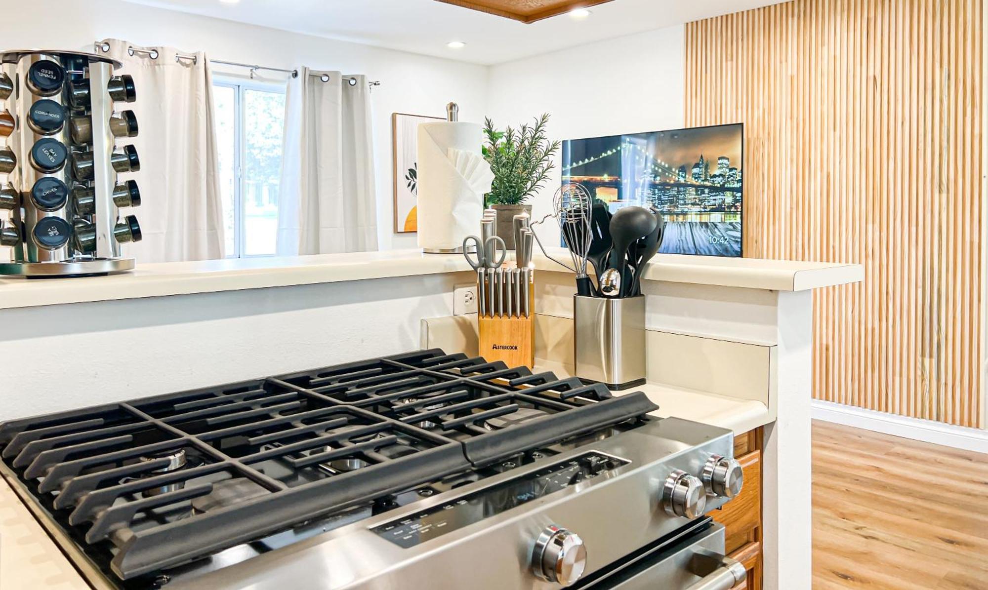 Comfy 2-bedroom In Hollywood *